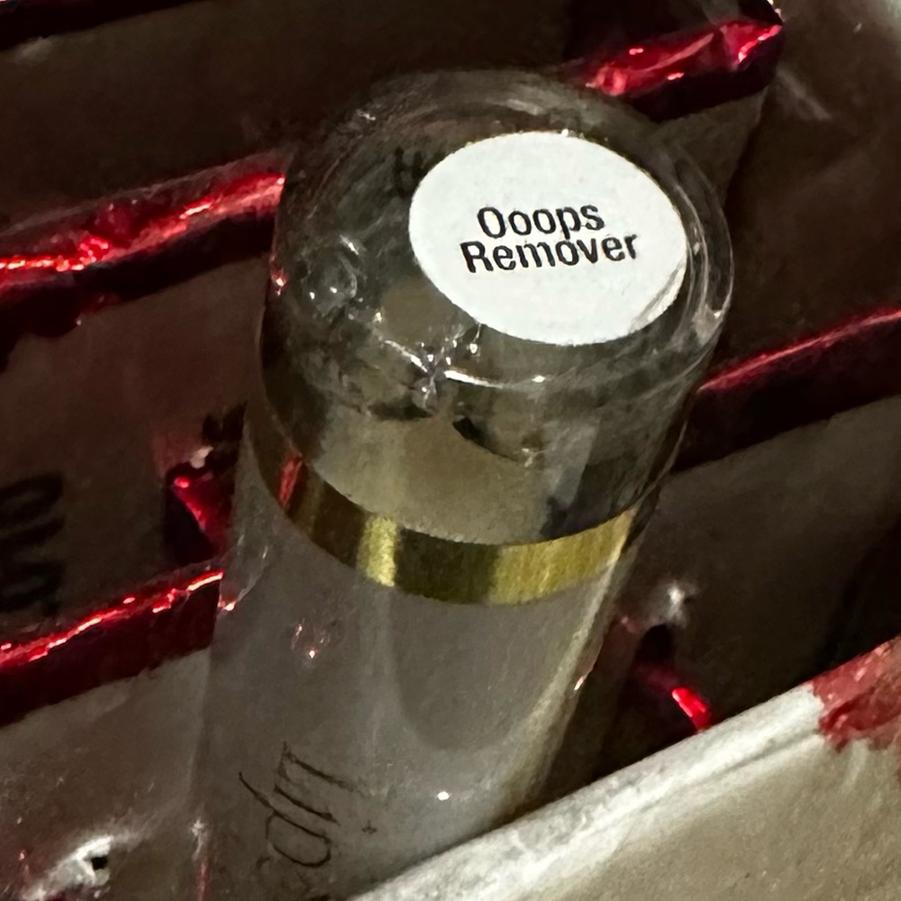 Ooops remover NWT